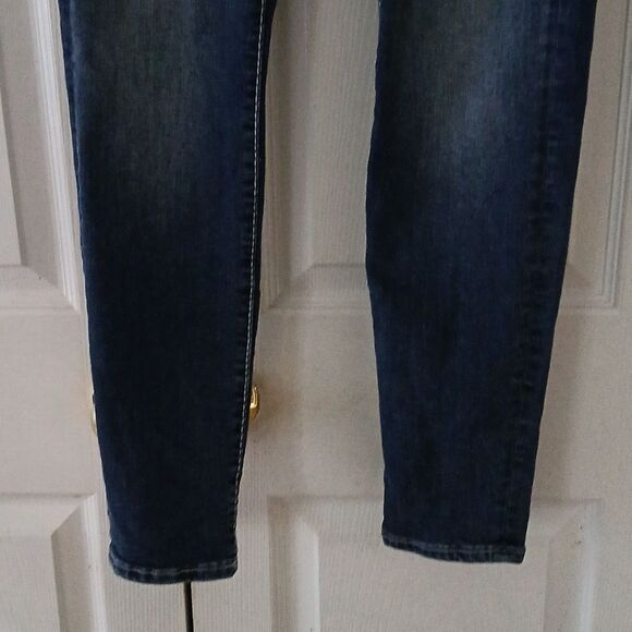 True Religion Jennie Curvy Mid Rise Super Skinny Sz 30 NWOT - Picture 2 of 11